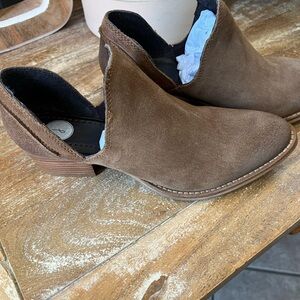 Women Brown Suede Ankle Boots